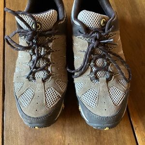 Merrell Low Top Hikers